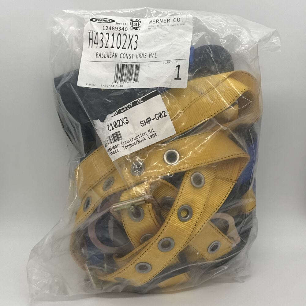 Werner H432102X3 Basewear Construction Fall Protection Harness M/L Tongue Buckle